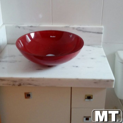 Lavatório em Branco Comum com Cuba de apoio