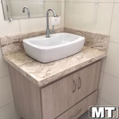 Lavatório em Travertino com Cuba de apoio