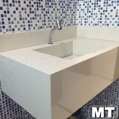 Lavatório em Branco Prime com cuba esculpida