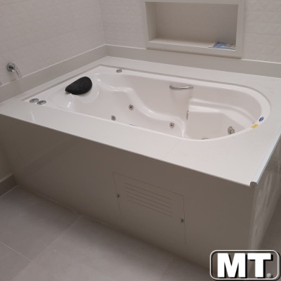 Banheira em Branco Prime