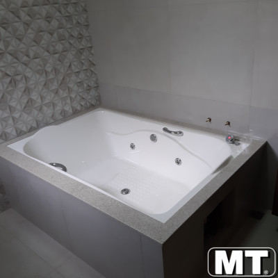 Banheira em Branco Itaúnas