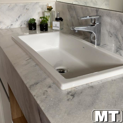 Lavatório em Mármore Branco com cuba embutida