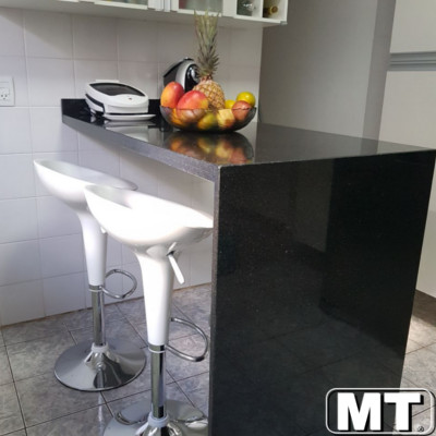Mesa em Preto São Gabriel