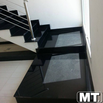 Escada em Preto São Gabriel