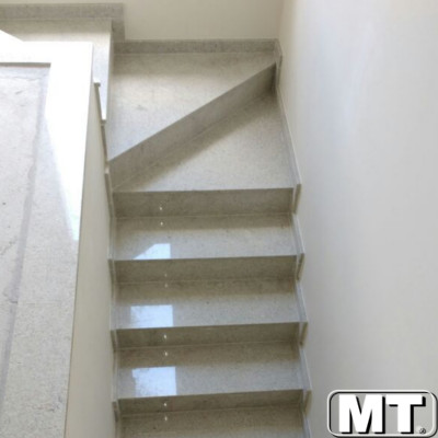 Escada em Branco Itaúnas